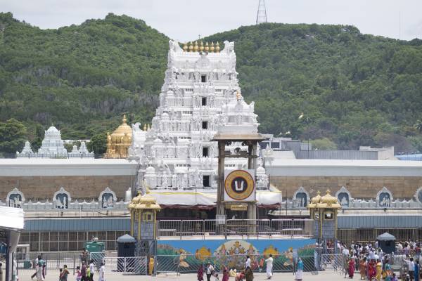 How Pilgrims Are Securing Faster Tirumala Darshan Without Depending on Last-Minute Luck